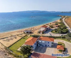 Sandoa Residence - Beachfront - Image 1
