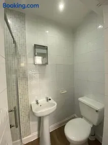 Whitehorse's Gated Studio Apartment - Image 5