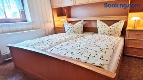 Familienfreundliche Ferienwohnung mit Grill und Garten - Image 3