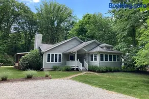 Ravenswood Pool House - Image 3