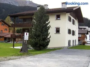 Hus Pravis - Image 1