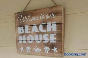 Family Friendly Beach House - Image 1