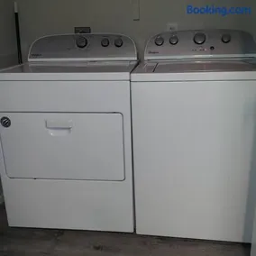 New beautifully remodeled home in Las Vegas - Image 2