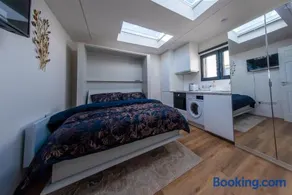 Cozy Apartment - Image 1