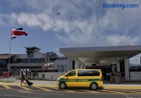 Casa Bosque GuestHouse & Car Rental - Free SJO Airport Shuttle - Image 4