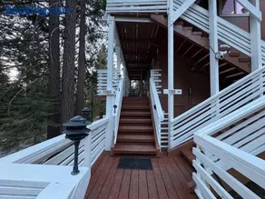 El Capitan Hideaway - A-Frame Cabin Yosemite West - Image 5