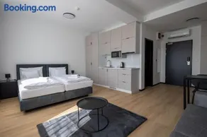 Central Residence Apartmanok - Image 1
