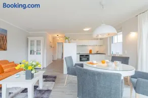 Merveilleux appartement adapté aux familles avec jardin, terrasse et barbecue - Image 2