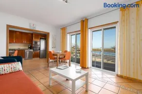 Oceanfront Two Bedroom Apartment - Image 3