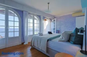 Villa avec vue panoramique et piscine à Saint-Raphael - Image 4