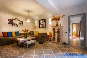Villa Cosy Piscine Proche centre-ville 4 suites - Image 4