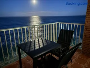 Vista al mar con piscina - Image 3