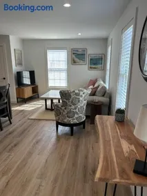 Brand new condo downtown East Greenwich! - Image 1