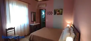 Artaki Beach Comfy Apartment - Image 3