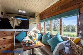 The Hoot Romantic Glamping - Image 2