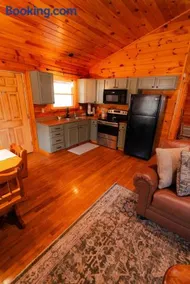 Secluded Cozy Log Cabin Villa - Image 3