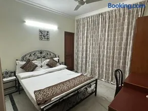 Pamposh Guest House, Gurgaon - Image 3