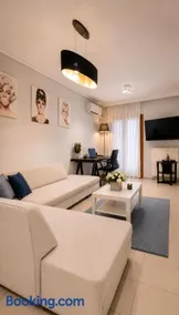 95sqm - 10min center - 2 bedrooms -2AirCo - Gas heating - 3 SmartTvs -Netflix - Optical fiber - 2nd floor - Image 3