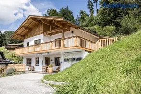 VIEW4TWO Chalet Apartment Zillertal - Image 1