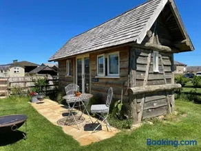 The Hat's Hut - Image 2