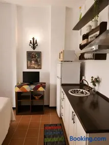Acogedor estudio junto a La Hermita - Image 3