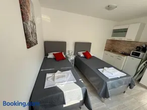 A&A Apartments - Image 5