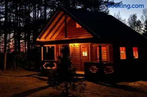 Nature Getaway Holiday Home - Image 1