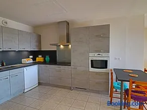 Spacieux 60m² classé 3 étoiles, terrasse vue mer, proche plage - FR-1-472A-136 - Image 2