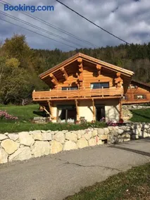 Chalet Anzac Chalet 5 Etoiles en Rondins Tout Neuf Unique dans les Aravis - Image 4
