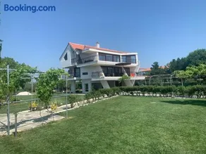 Villa IVIA - Image 1