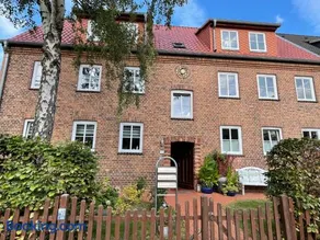 große Wohnung zentral gelegen - Image 3