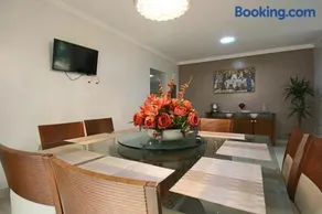 Casa com Piscina e Churrasqueira em Taguatinga - Image 2