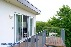 Cornish Coasts Holiday Park - Image 3