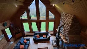 Eaglewood Lodge - Image 3