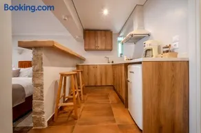 Leon Suites Nemea - Image 3