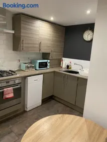 Mossie Apartment - Image 3