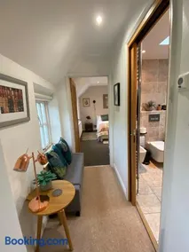 Cottage Guest House Nr Cheltenham on Cotswold Edge - Image 5