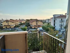 Appartamento con 2 camere da letto a pochi passi dal mare - Image 4