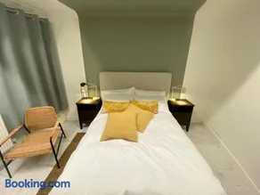 Station Rooms - Image 4