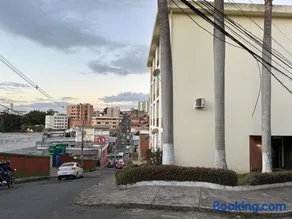 Apartamento aconchegante com excelente localização! - Image 1
