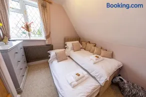 Rectory Cottage near Paultons park & New Forest - Image 2