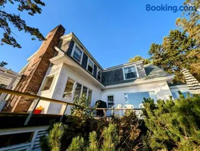 Crosby Waterfront Cottage sleeps 8 family beach 1dog Acadia - Image 3