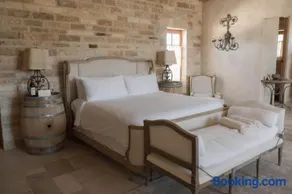 Sunstone Villa the Avignon Suite - Image 2
