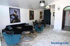 Luxury Home - Image 2