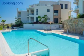 2226-Luxury sea view apartment - Image 1