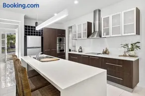 5 Lorettas Way - Image 3