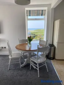 Tudor Apartment (Panoramic Sea Views) - Image 3