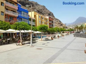 PLAYA PUERTO TAZACORTE Modern Beach Apartment - Image 1