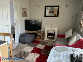 1st Floor Hillview 2 bedroomed Central Location No pets - Image 1