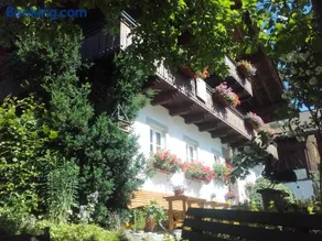 Neudegghof - Image 1